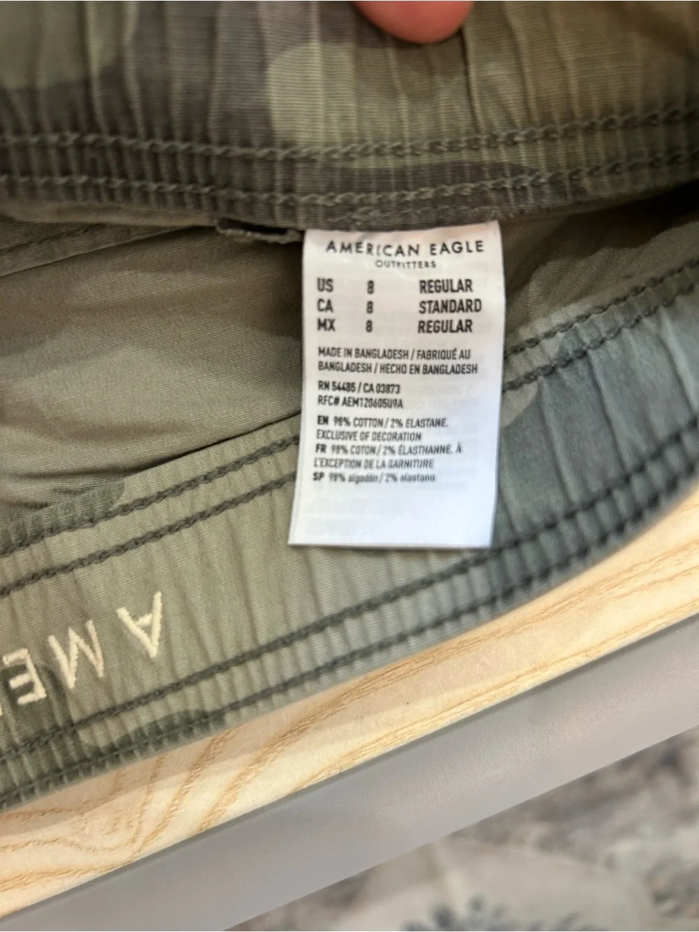 American Eagle Outfitters Olive Green Camo Joggers - Picture 5 of 9